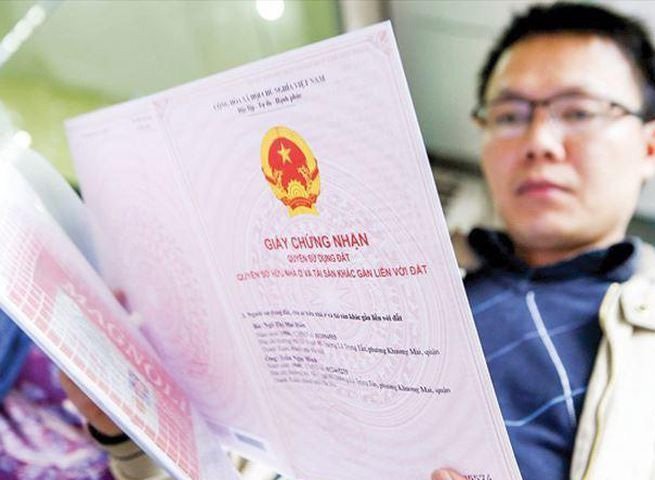 Thủ tục sang tên sổ đỏ 2026: hồ sơ, chi phí và thời gian chi tiết
